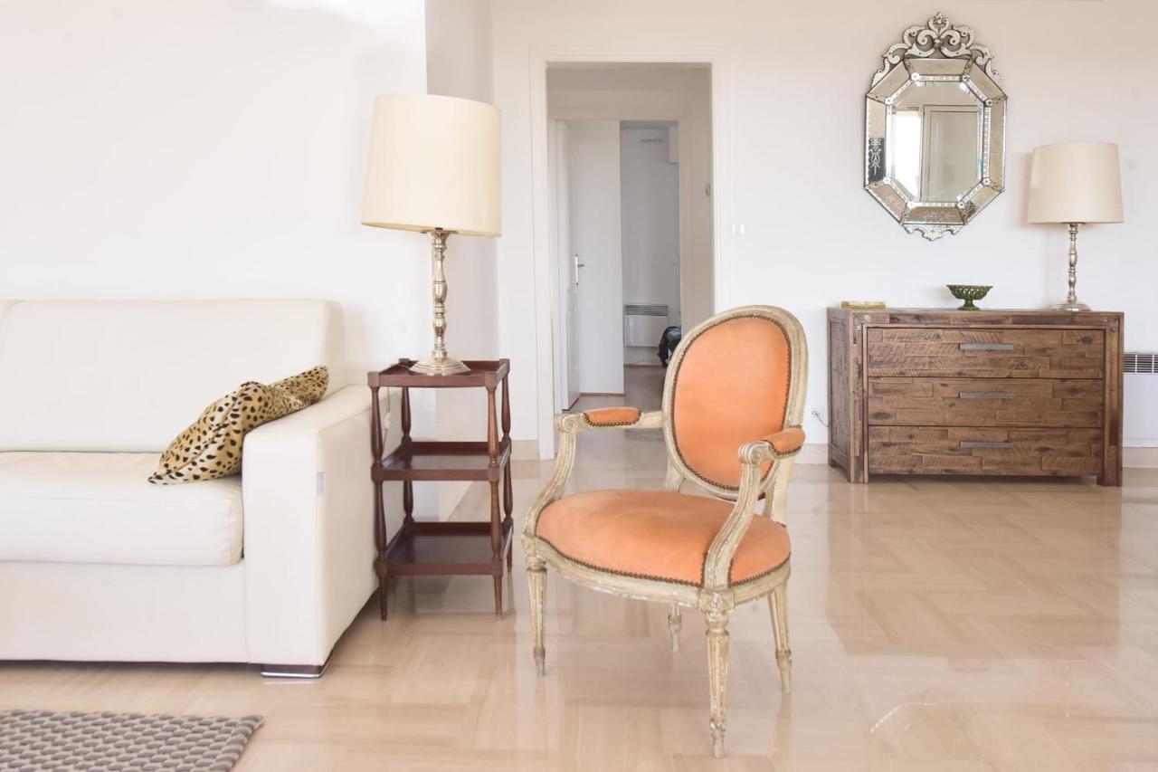 3-br Sea View Swimming Pool Appartement *