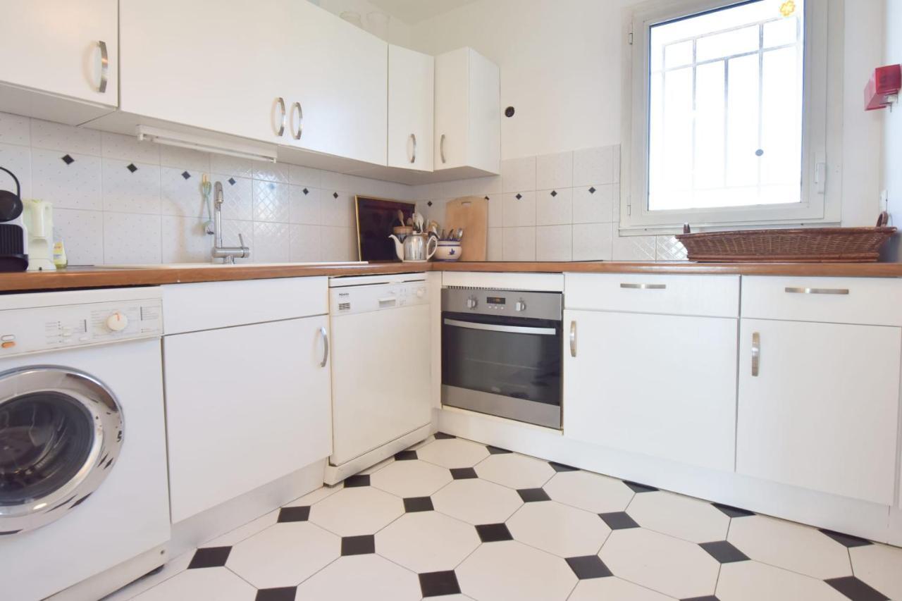 3-br Sea View Swimming Pool